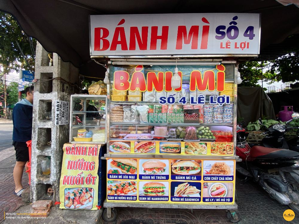 bánh mì cá kho lê lợi